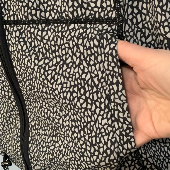 Lululemon Real Quick Jacket - Picture 7 of 10